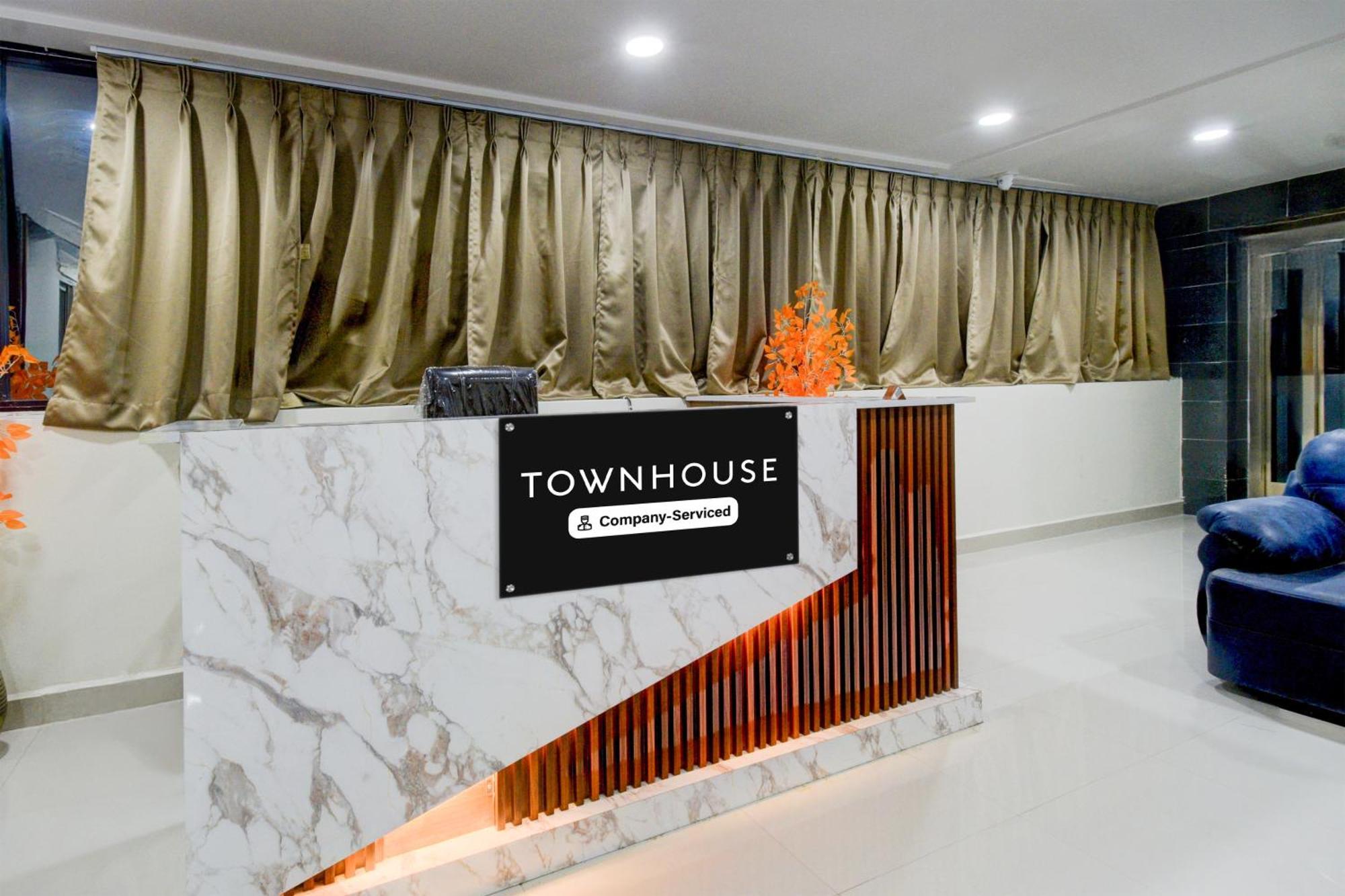 Super Townhouse Kukatpally North Formerly Munagala Arcade Hyderabad Luaran gambar